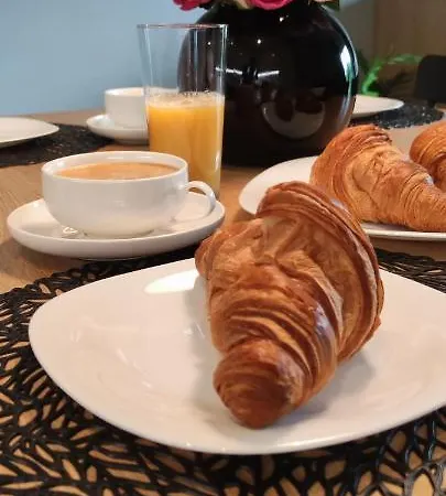 Nowoczesny Z Widokiem Na Park Apartman