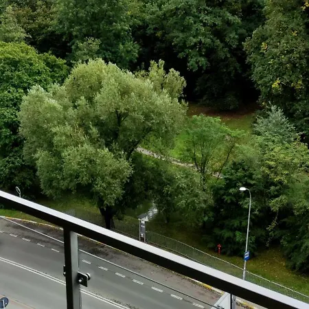 Nowoczesny Z Widokiem Na Park